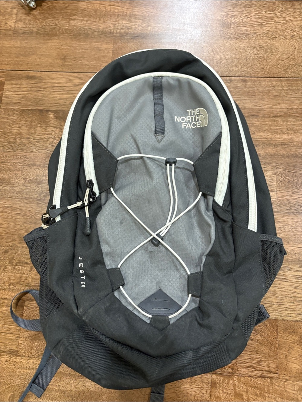 The North Face Jester Backpack - Gray